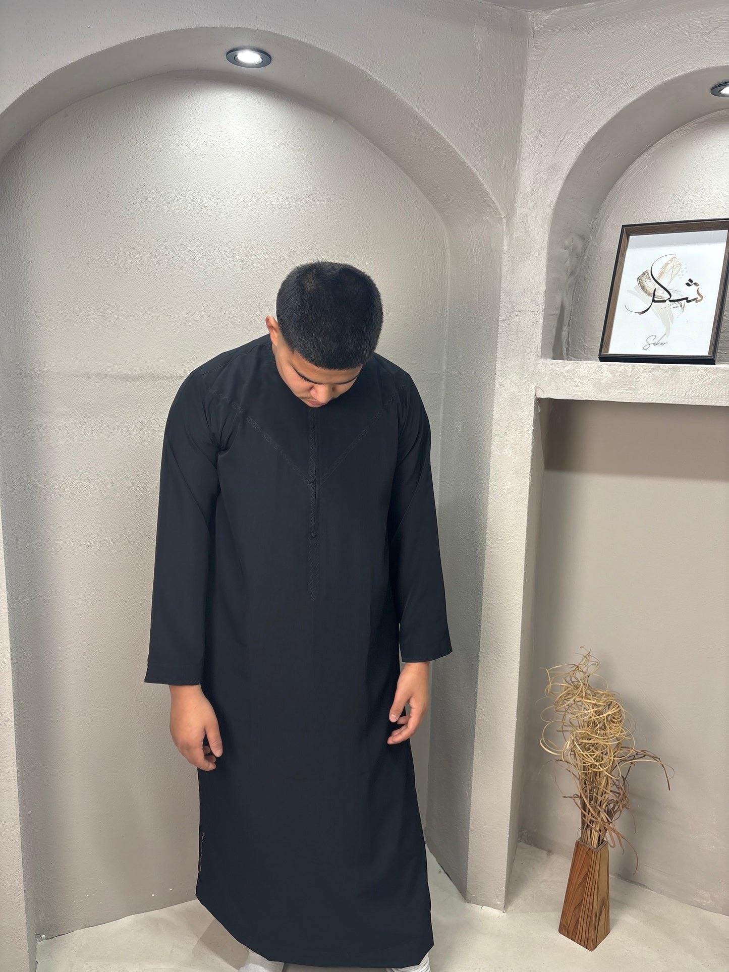 Black Emirati Thobe